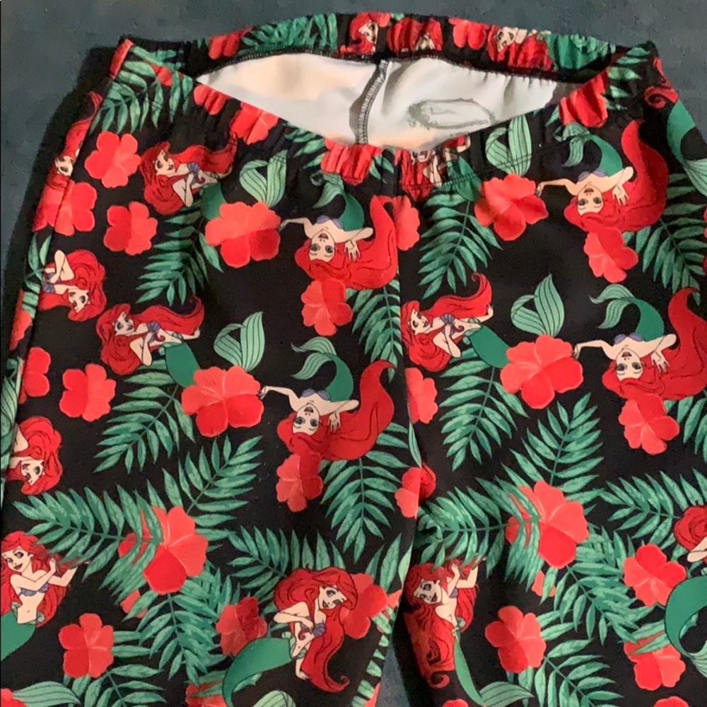 Torrid size 2 Little Mermaid leggings
